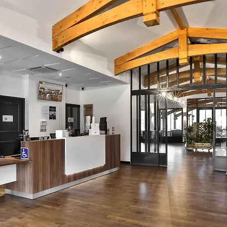 Hotell Kyriad Perigueux -