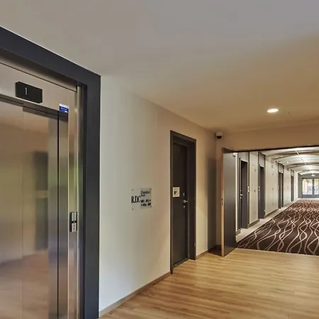 Kyriad Perigueux - Hotel Boulazac Isle Manoire